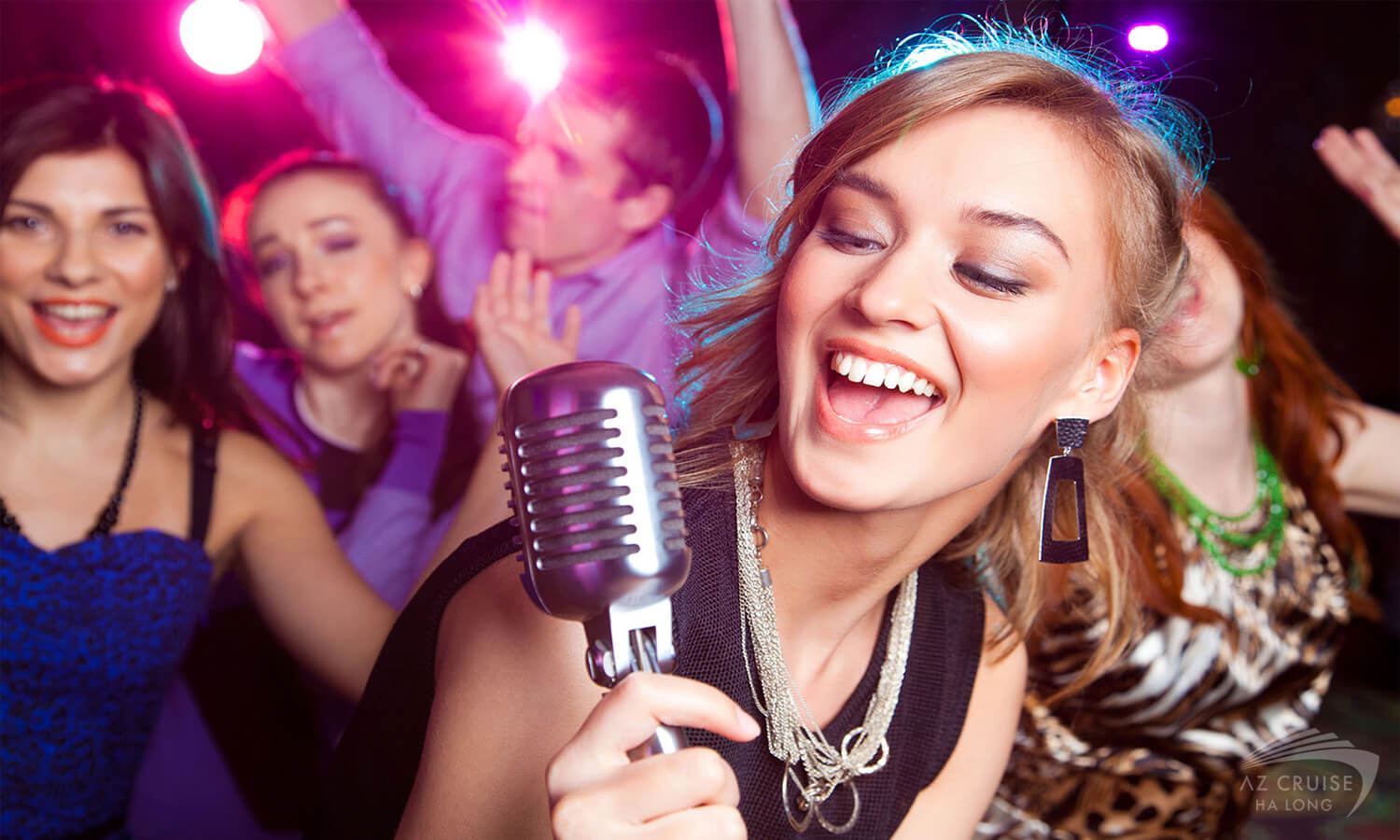 Bạn cần lưu ý gì khi đi hát ở các quán karaoke Hạ Long?